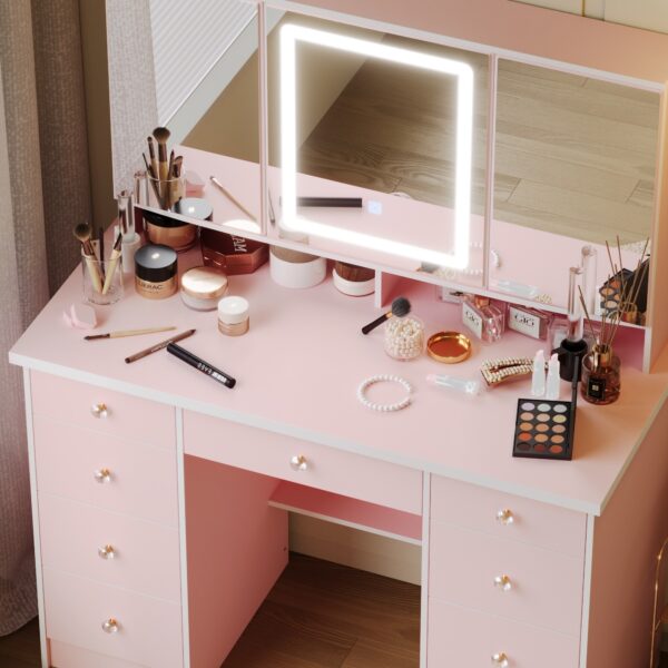 Pink dressing table