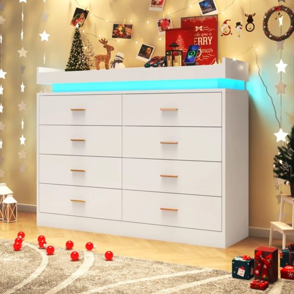 8 Drawers Dresser