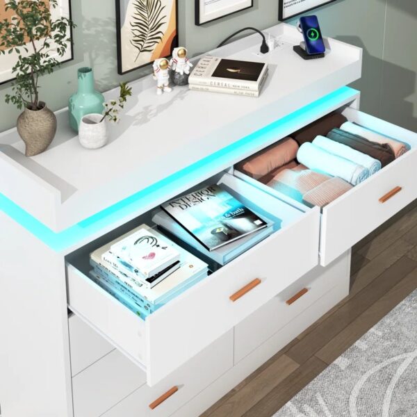 8 Drawers Dresser